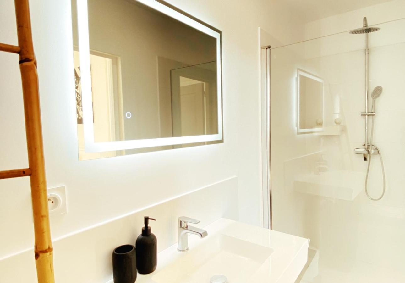 Le Haussmann ⸱ Stationnement Gratuit ⸱ Fibre Apartment Deols Exterior photo