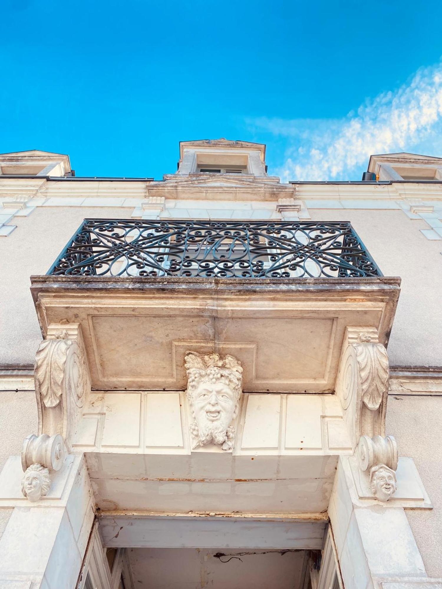 Le Haussmann ⸱ Stationnement Gratuit ⸱ Fibre Apartment Deols Exterior photo